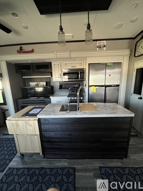 Source URL: https://prod-avail.s3.amazonaws.com/public_images/41506097/listing/IMG_4535.jpeg