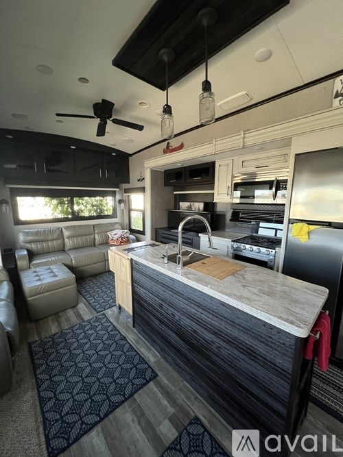 Source URL: https://prod-avail.s3.amazonaws.com/public_images/41506103/listing/IMG_4526.jpeg