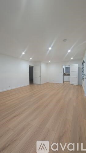 Source URL: https://prod-avail.s3.amazonaws.com/public_images/41506307/listing/PXL_20251021_212654046-min.jpg