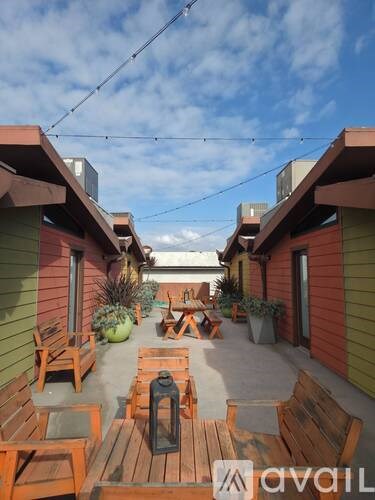 Source URL: https://prod-avail.s3.amazonaws.com/public_images/41488822/listing/20250930_095913_compressed.jpg