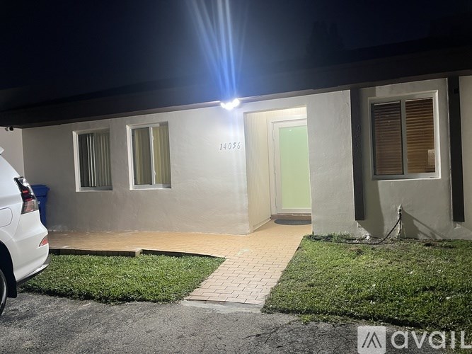 Source URL: https://prod-avail.s3.amazonaws.com/public_images/41505769/listing/IMG_2512.JPG