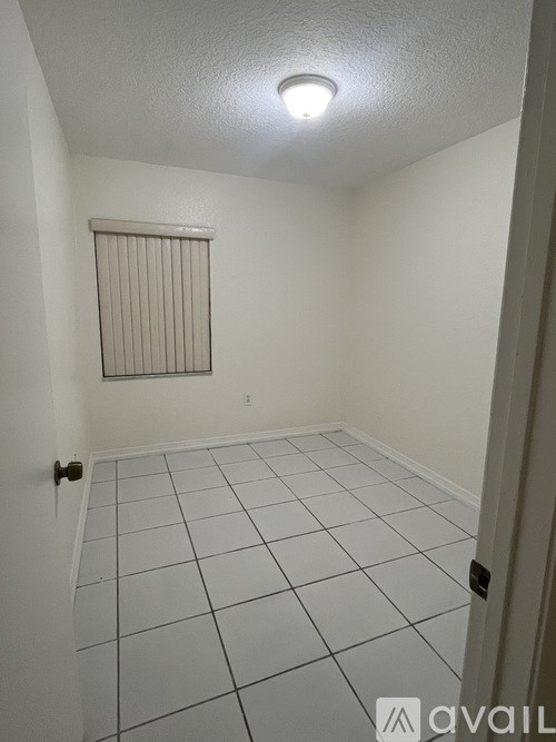 Source URL: https://prod-avail.s3.amazonaws.com/public_images/41505768/listing/IMG_2528.JPG