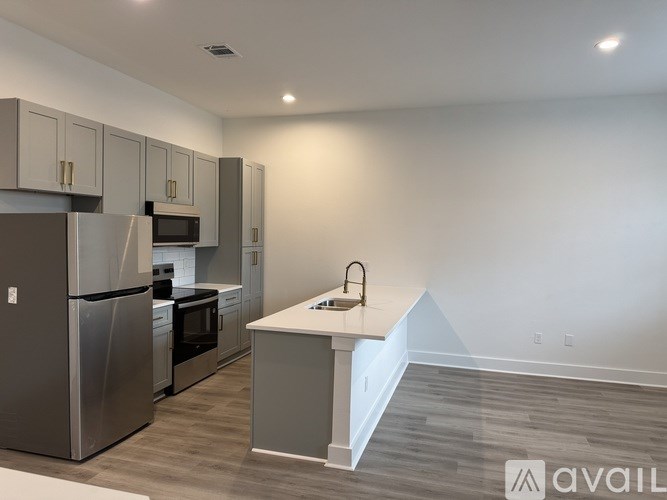 Source URL: https://prod-avail.s3.amazonaws.com/public_images/41505826/listing/IMG_6258.jpeg