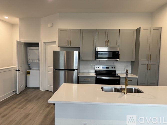 Source URL: https://prod-avail.s3.amazonaws.com/public_images/41505859/listing/IMG_6260.jpeg