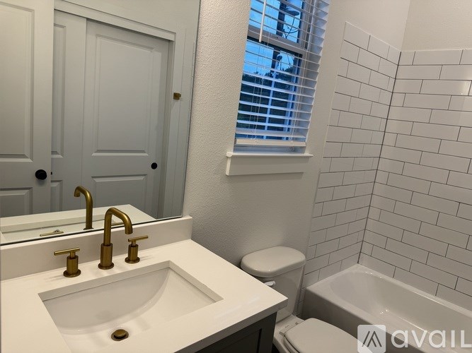 Source URL: https://prod-avail.s3.amazonaws.com/public_images/41505870/listing/IMG_6272.jpeg