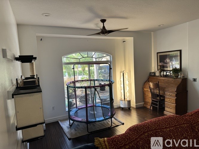 Source URL: https://prod-avail.s3.amazonaws.com/public_images/41505691/listing/IMG_3418.jpeg