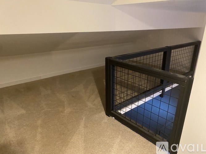 Source URL: https://prod-avail.s3.amazonaws.com/public_images/41505154/listing/IMG_8061.jpeg