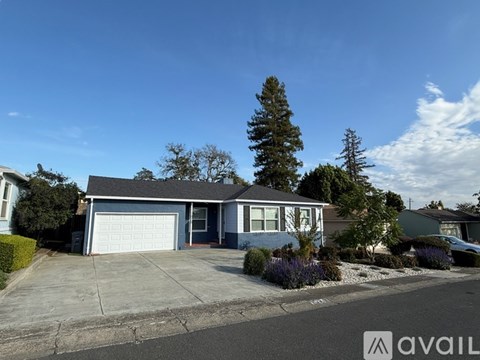 1020 Highland Avenue 2 Beds Apartment for Rent