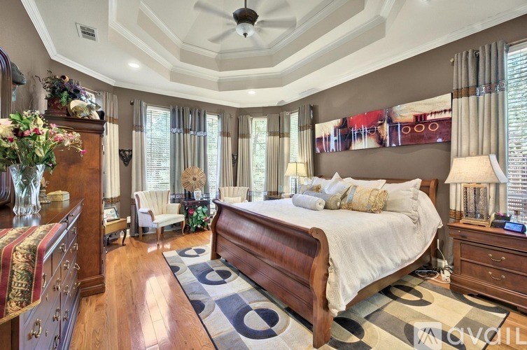 Source URL: https://prod-avail.s3.amazonaws.com/public_images/41512603/listing/12.jpg