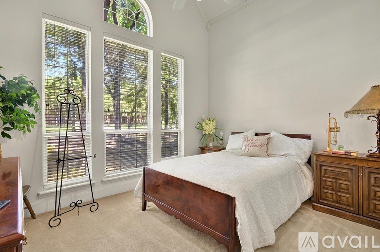 Source URL: https://prod-avail.s3.amazonaws.com/public_images/41512599/listing/18.jpg