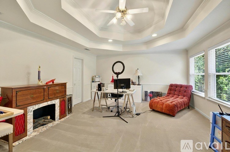 Source URL: https://prod-avail.s3.amazonaws.com/public_images/41512625/listing/19.jpg