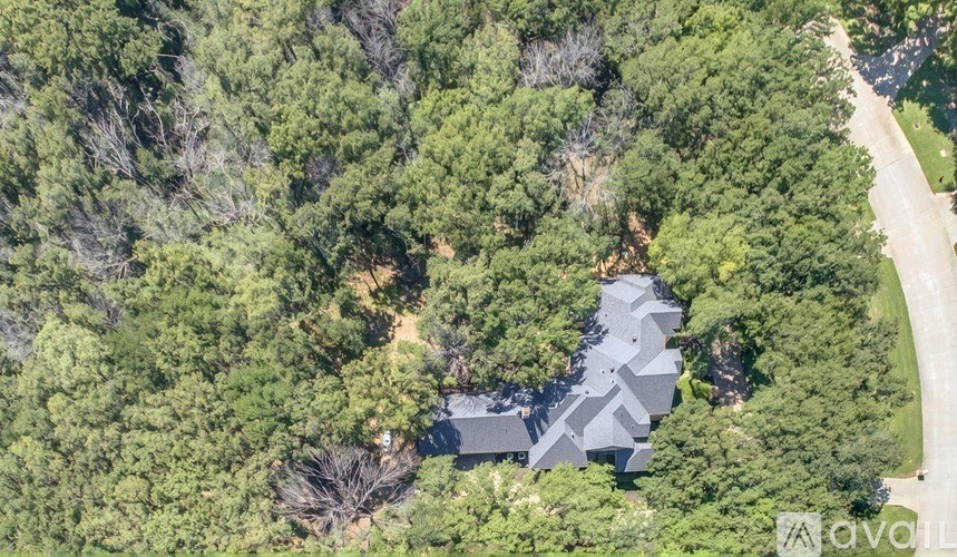 Source URL: https://prod-avail.s3.amazonaws.com/public_images/41512605/listing/24.jpg