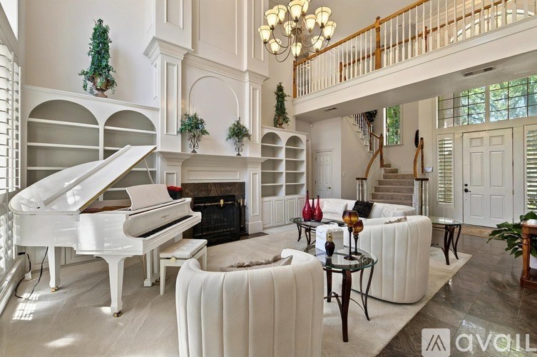 Source URL: https://prod-avail.s3.amazonaws.com/public_images/41512593/listing/6.jpg