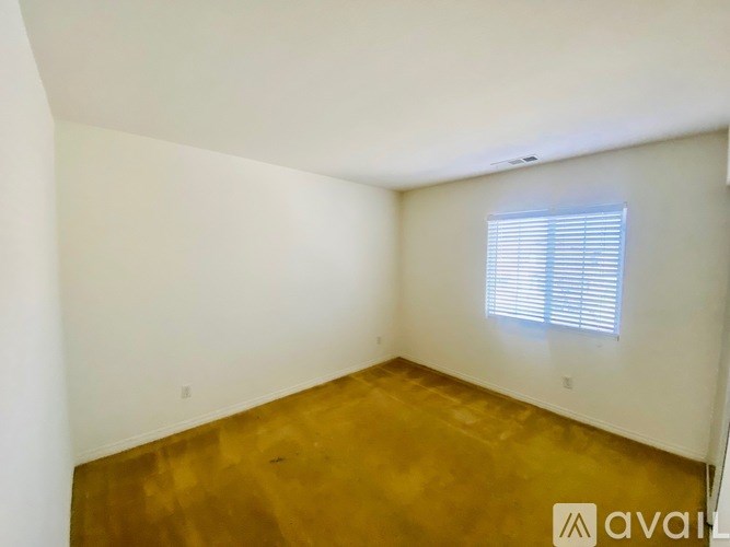 Source URL: https://prod-avail.s3.amazonaws.com/public_images/41504957/listing/newcorn.8.jpg