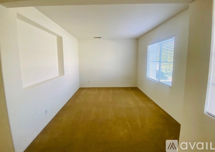 Source URL: https://prod-avail.s3.amazonaws.com/public_images/41504956/listing/newcorn.3.jpg