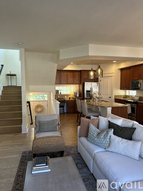 Source URL: https://prod-avail.s3.amazonaws.com/public_images/41504659/listing/IMG_1699.jpeg