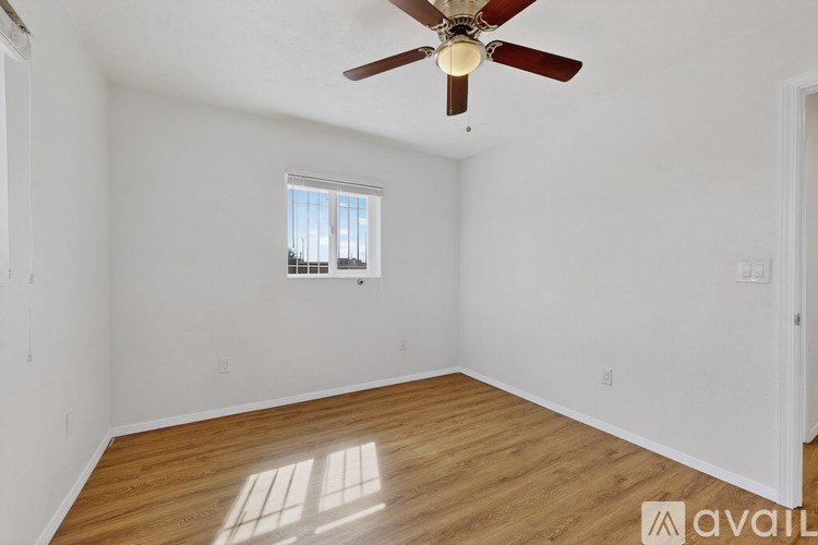 Source URL: https://prod-avail.s3.amazonaws.com/public_images/41504617/listing/1000026190.jpg