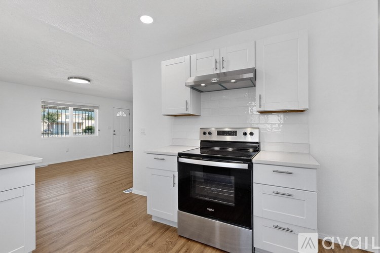 Source URL: https://prod-avail.s3.amazonaws.com/public_images/41504637/listing/1000026177.jpg