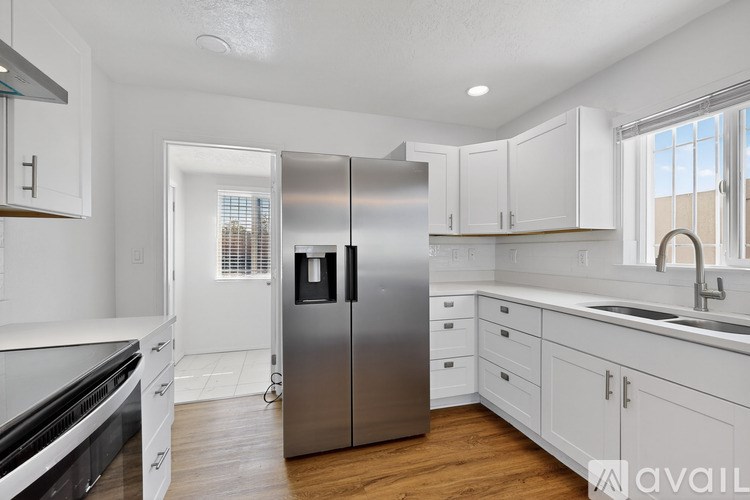 Source URL: https://prod-avail.s3.amazonaws.com/public_images/41504645/listing/1000026174.jpg