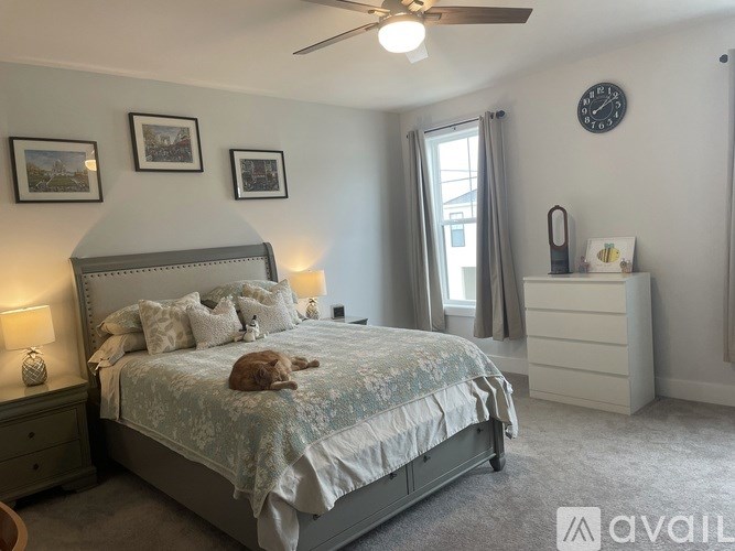 Source URL: https://prod-avail.s3.amazonaws.com/public_images/41504670/listing/IMG_7174.jpeg