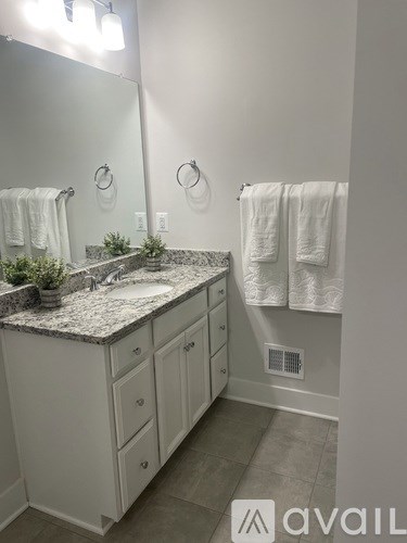 Source URL: https://prod-avail.s3.amazonaws.com/public_images/41504666/listing/IMG_7171.jpeg