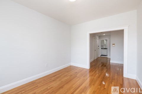 Source URL: https://prod-avail.s3.amazonaws.com/public_images/41504475/listing/landlord_unit_photo_67925547_3.jpg