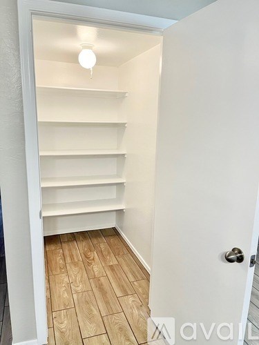 Source URL: https://prod-avail.s3.amazonaws.com/public_images/41504460/listing/IMG_2016.jpg