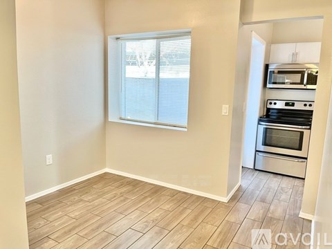 Source URL: https://prod-avail.s3.amazonaws.com/public_images/41504462/listing/IMG_2018.jpg