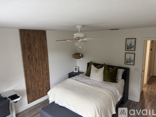 Source URL: https://prod-avail.s3.amazonaws.com/public_images/41504161/listing/IMG_3330.jpeg