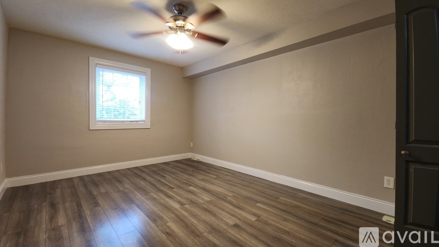 Source URL: https://prod-avail.s3.amazonaws.com/public_images/41503880/listing/8717-6_(6).jpg