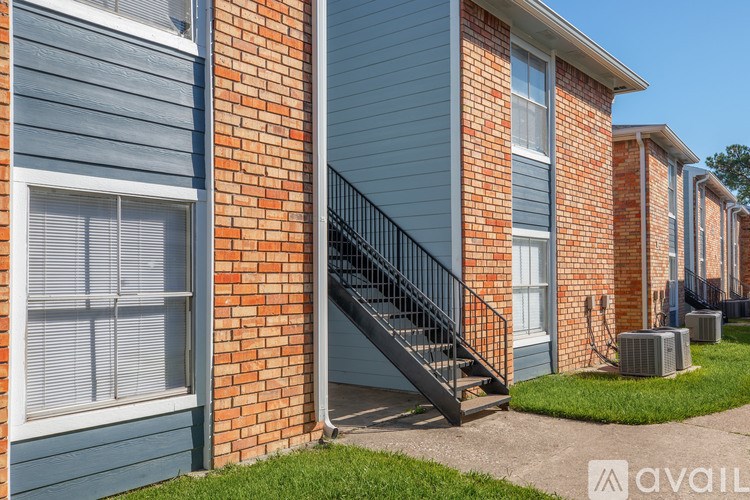 Source URL: https://prod-avail.s3.amazonaws.com/public_images/41503642/listing/0O7A9931.jpg