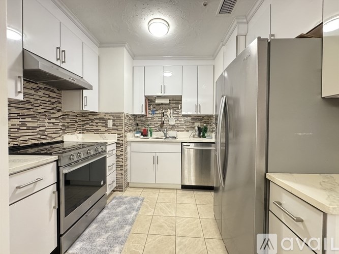 Source URL: https://prod-avail.s3.amazonaws.com/public_images/41503460/listing/58_South_St.__309_Quincy_Unit_Photo_13.jpeg