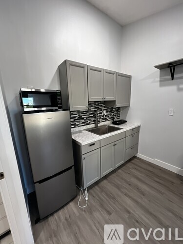 Source URL: https://prod-avail.s3.amazonaws.com/public_images/41503450/listing/IMG_1450.jpg