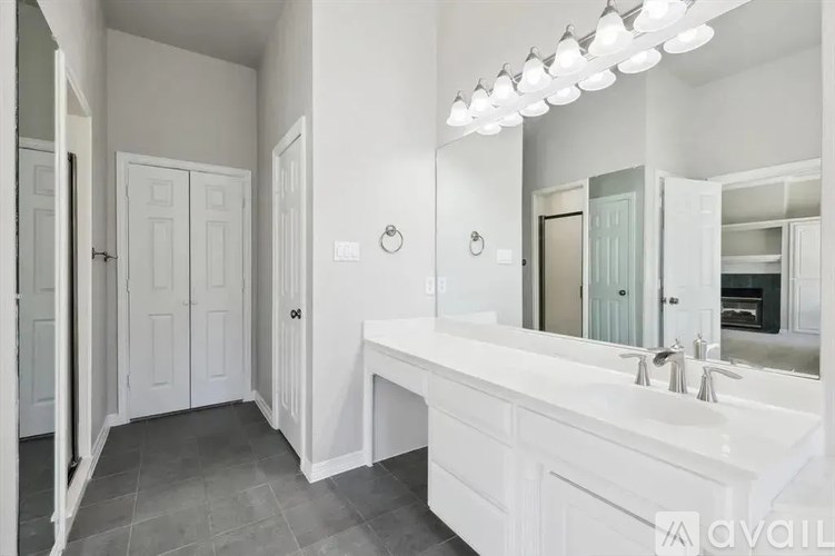 Source URL: https://prod-avail.s3.amazonaws.com/public_images/41503514/listing/13.jpg