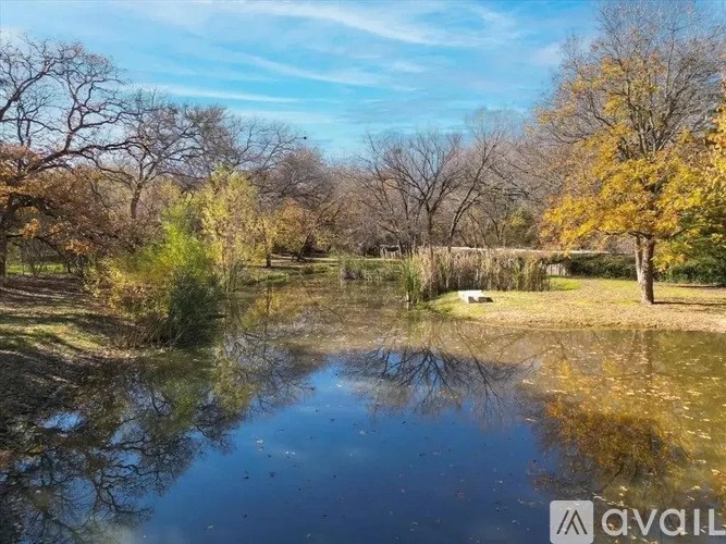 Source URL: https://prod-avail.s3.amazonaws.com/public_images/41503521/listing/26.jpg