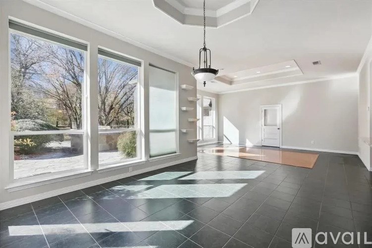 Source URL: https://prod-avail.s3.amazonaws.com/public_images/41503517/listing/8.jpg