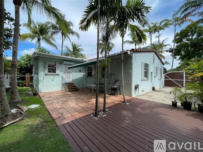 Source URL: https://prod-avail.s3.amazonaws.com/public_images/41503386/listing/GetMedia_(22).jpg