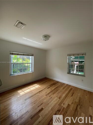 Source URL: https://prod-avail.s3.amazonaws.com/public_images/41503448/listing/GetMedia_(8).jpg