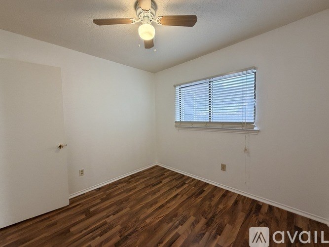 Source URL: https://prod-avail.s3.amazonaws.com/public_images/41503183/listing/IMG_2215_3_copy.jpg