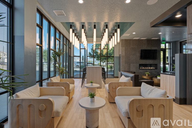 Source URL: https://prod-avail.s3.amazonaws.com/public_images/41503100/listing/Sevenotwmain_10172024_interior_clubhouse.jpg