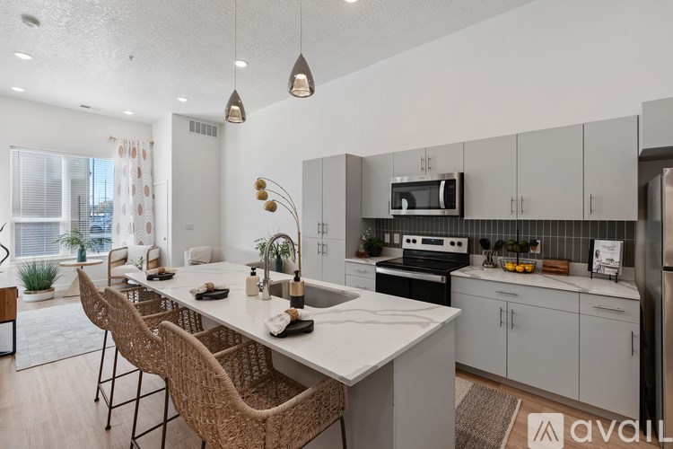 Source URL: https://prod-avail.s3.amazonaws.com/public_images/41503117/listing/Sevenotwmain_10172024_kitchen_right.jpg