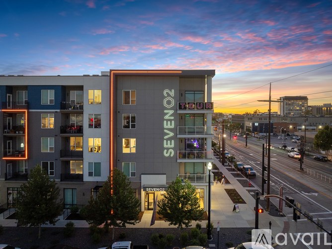 Source URL: https://prod-avail.s3.amazonaws.com/public_images/41503131/listing/Sevenotwmain_10172024_dawn_building_exterior_signage.jpg