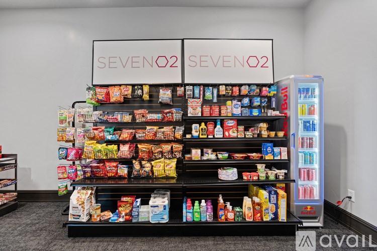 Source URL: https://prod-avail.s3.amazonaws.com/public_images/41503172/listing/Seven_O2_Web-8.jpg