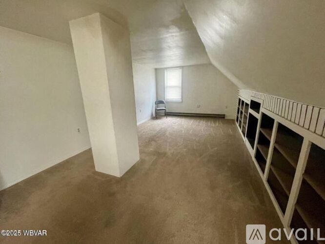 Source URL: https://prod-avail.s3.amazonaws.com/public_images/41502665/listing/20251022162551096098000000-o.jpg