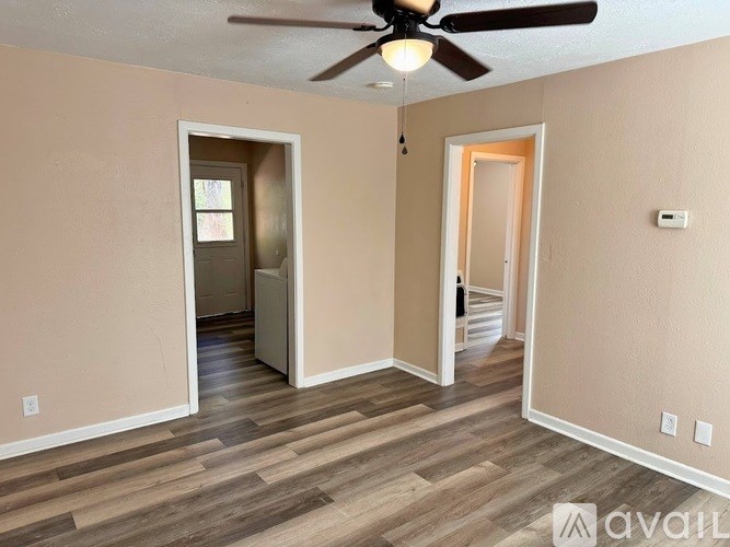 Source URL: https://prod-avail.s3.amazonaws.com/public_images/41502556/listing/4.jpg