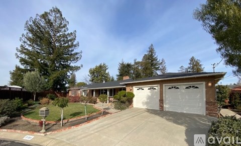 Source URL: https://prod-avail.s3.amazonaws.com/public_images/41502595/listing/IMG_1986.jpeg