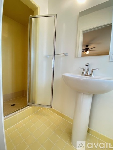 Source URL: https://prod-avail.s3.amazonaws.com/public_images/41502571/listing/IMG_1967.jpeg