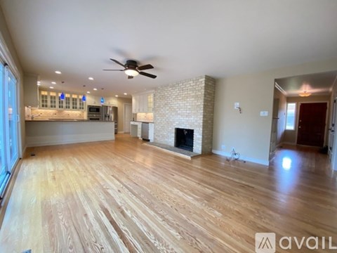 Source URL: https://prod-avail.s3.amazonaws.com/public_images/41502568/listing/IMG_1962.jpeg