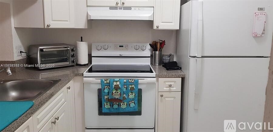 Source URL: https://prod-avail.s3.amazonaws.com/public_images/41502436/listing/9430.2.jpg