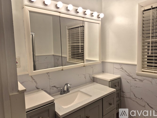 Source URL: https://prod-avail.s3.amazonaws.com/public_images/41502264/listing/mbath.jpg